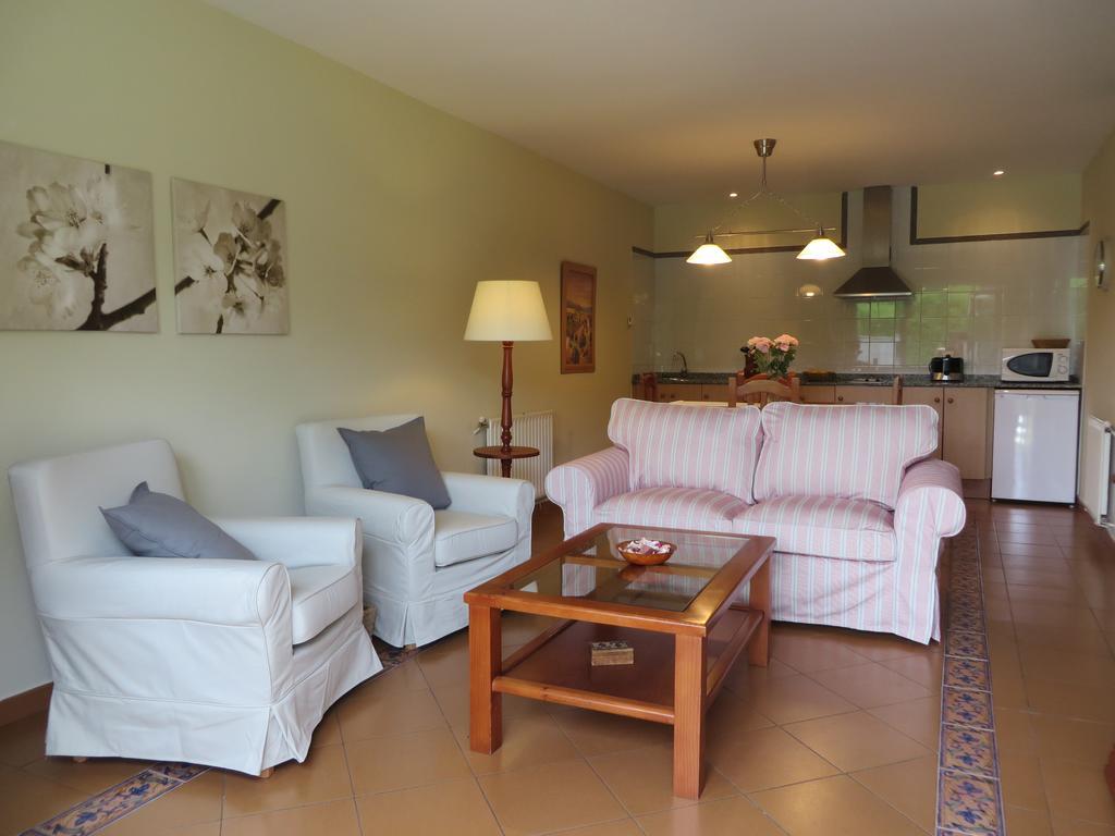 Apartamentos El Otero De Cudillero Soto de Luiña الغرفة الصورة