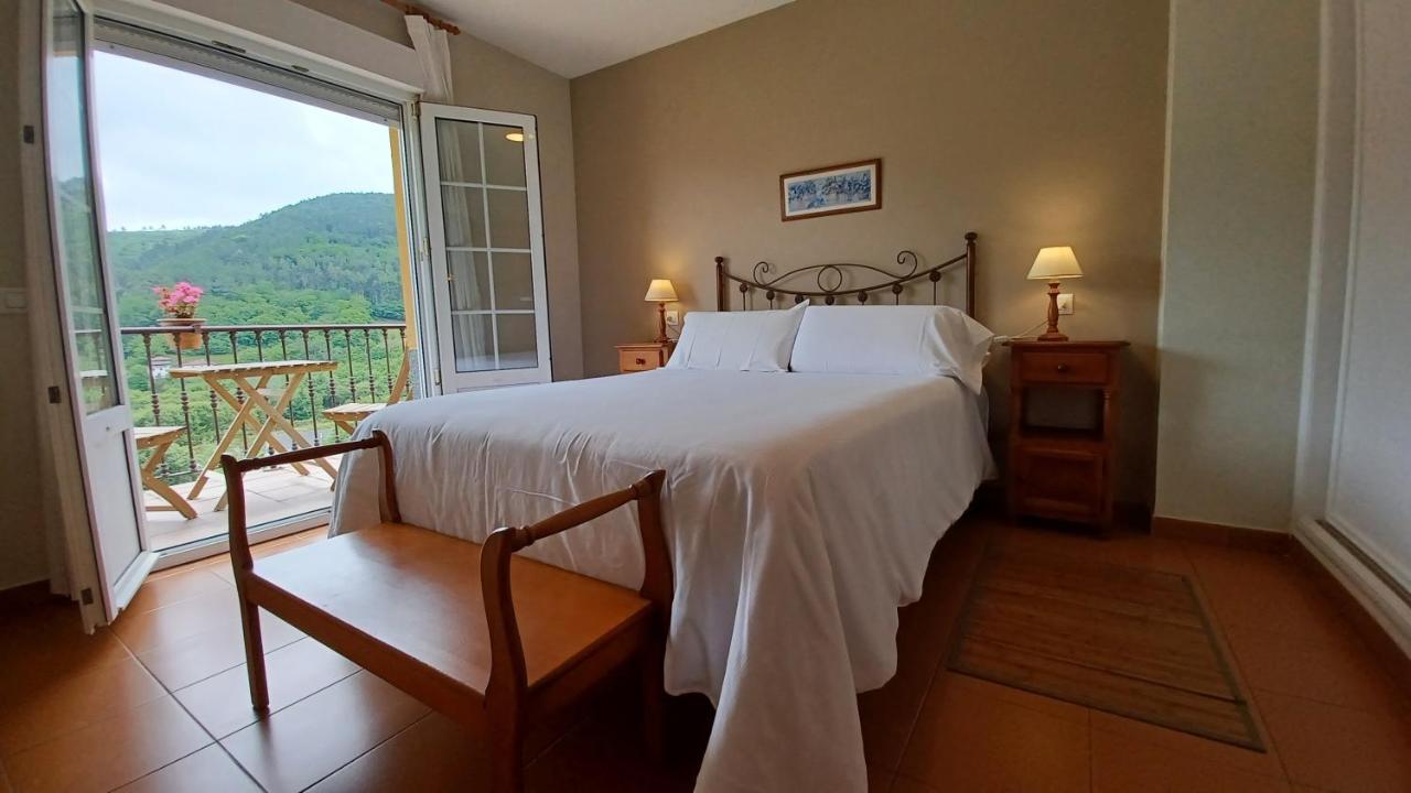 Apartamentos El Otero De Cudillero Soto de Luiña المظهر الخارجي الصورة